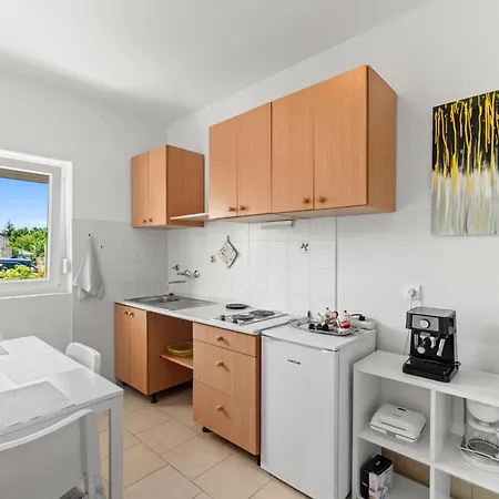 Apartament Kami *